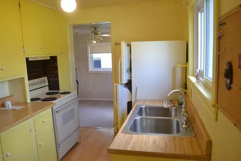 503 Renker Rd, Lansing, MI 48917 photo 6