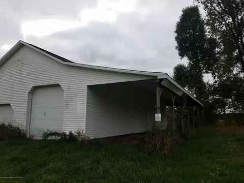 4642 W Haslett Rd, Perry, MI 48872 photo 3