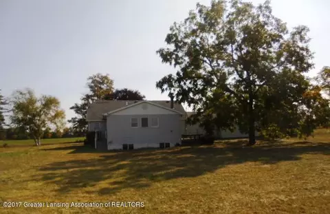 2101 Harmon Rd, Ovid, MI 48866 photo 4