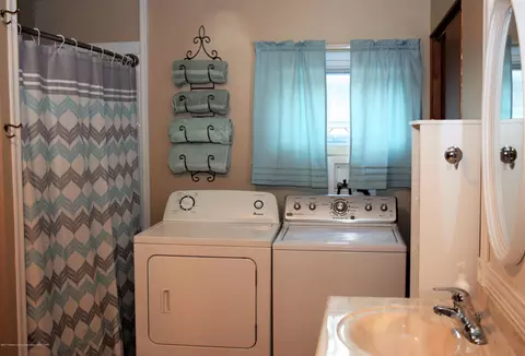 13544 Webster Rd, Bath, MI 48808 photo 17