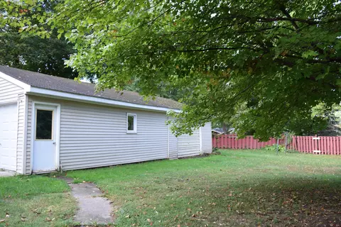 13544 Webster Rd, Bath, MI 48808 photo 6