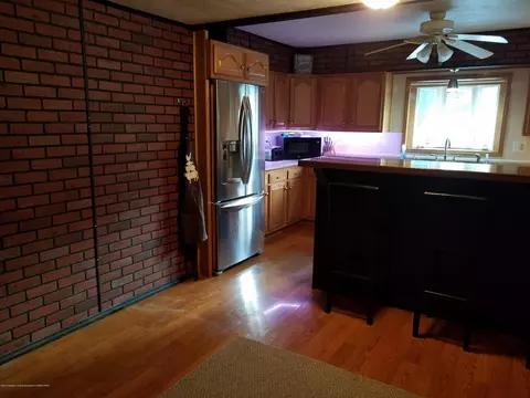 15083 Daggott Rd, Lansing, MI 48906 photo 8