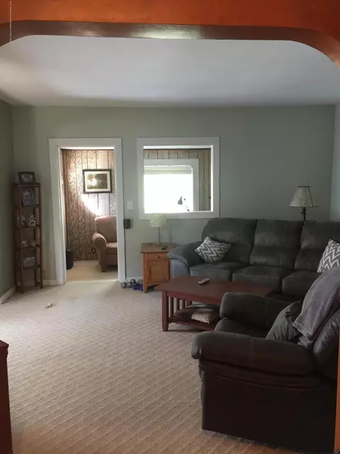 15083 Daggott Rd, Lansing, MI 48906 photo 20