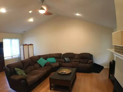 13160 Primrose, Dewitt, MI 48820 photo 7