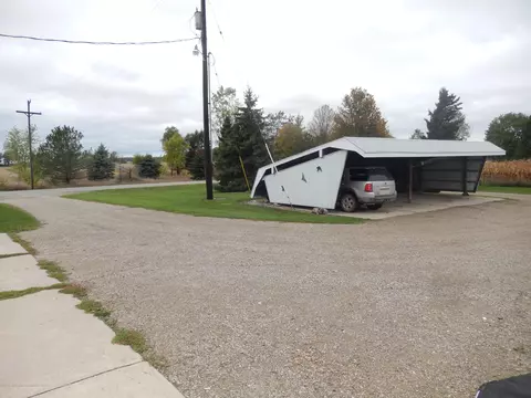 4901 S Wright Rd, Westphalia, MI 48894 photo 5