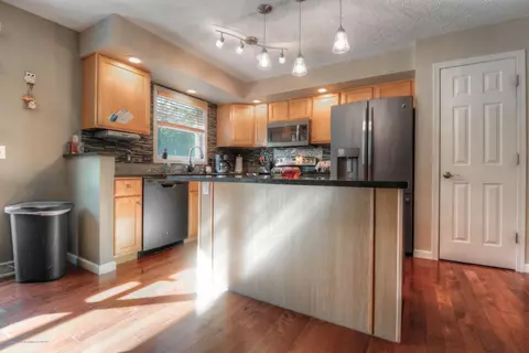 5950 Cutler Rd, Bath, MI 48808 photo 4