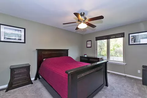 7995 Ashbrook Dr, Haslett, MI 48840 photo 12