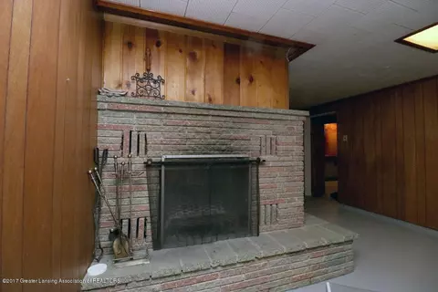 2309 E Libbie, Lansing, MI 48917 photo 16