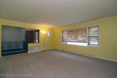 2309 E Libbie, Lansing, MI 48917 photo 5