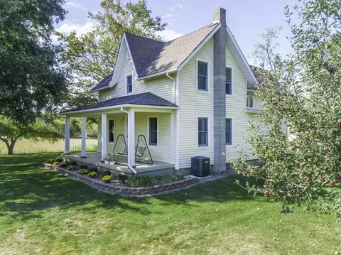 6580 W Cutler Rd, Dewitt, MI 48820 photo 2