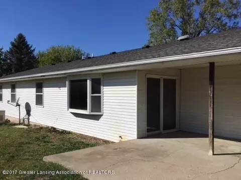 2586 E Hyde Rd, Saint Johns, MI 48879 photo 2