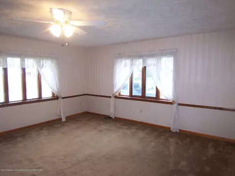 4554 E Taft, Saint Johns, MI 48879 photo 5