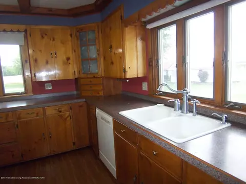 4554 E Taft, Saint Johns, MI 48879 photo 4