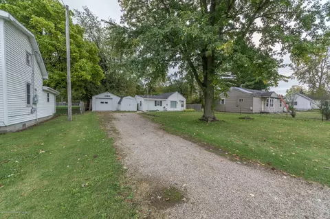 16931 Cedar St, Lansing, MI 48906 photo 23