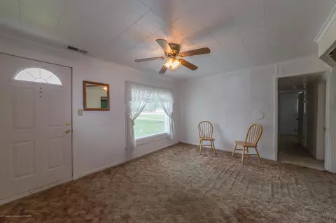 16931 Cedar St, Lansing, MI 48906 photo 2