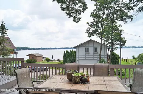 6257 W Reynolds Rd, Haslett, MI 48840 photo 4
