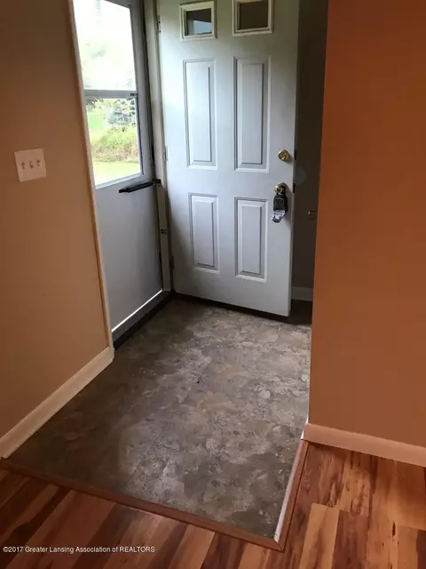 5289 Clark Rd, Bath, MI 48808 photo 2