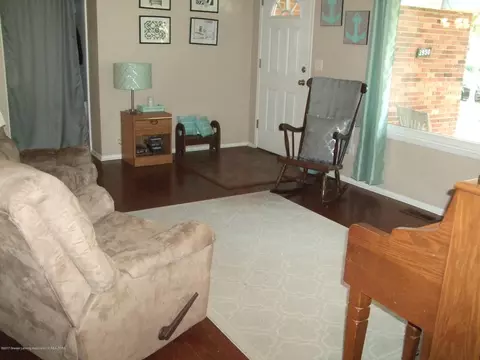 3950 Windward Dr, Lansing, MI 48911 photo 2