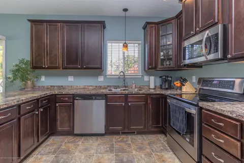 13814 Myrtle Dr, Dewitt, MI 48820 photo 9