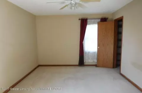 1341 Sherrington Dr, Dewitt, MI 48820 photo 5