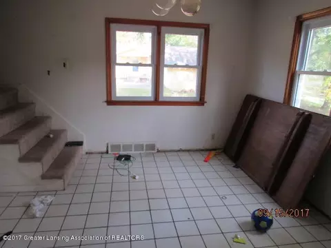 225 E Jefferson St, Dimondale, MI 48821 photo 3