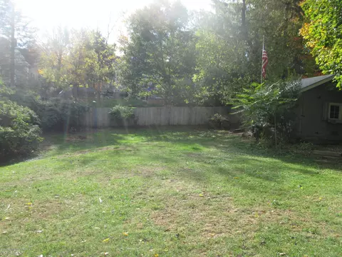 514 E Riv, Grand Ledge, MI 48837 photo 33
