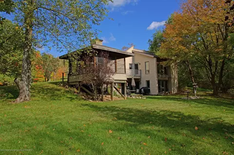 7818 W Lovejoy Rd, Perry, MI 48872 photo 5