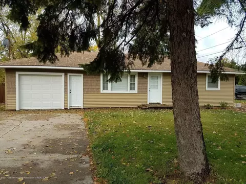 110 S Dibble Ave, Lansing, MI 48917 photo 2