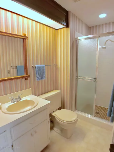 2065 Sheldrake Ave, Okemos, MI 48864 photo 19