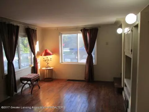 409 Lamb St, Perry, MI 48872 photo 3
