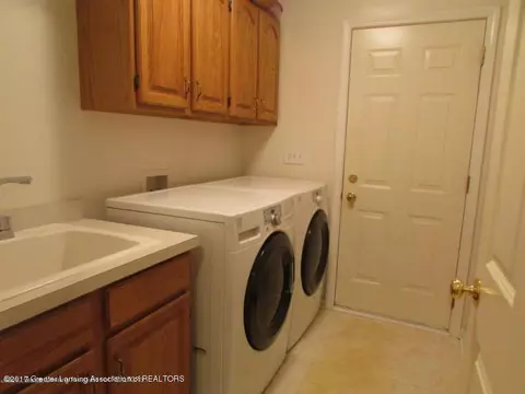 5548 Silverleaf Ct, Haslett, MI 48840 photo 33