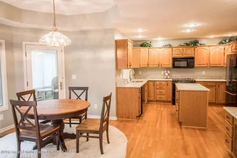 5548 Silverleaf Ct, Haslett, MI 48840 photo 18