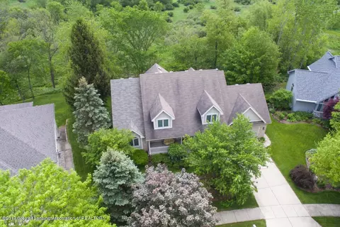 5548 Silverleaf Ct, Haslett, MI 48840 photo 9