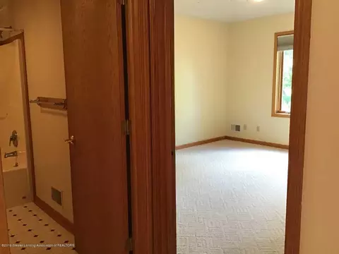 5552 Silverleaf Ct, Haslett, MI 48840 photo 22