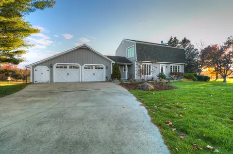 7085 W Herbison Rd, Dewitt, MI 48820 photo 1