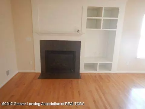 6938 Castleton, Grand Ledge, MI 48837 photo 7