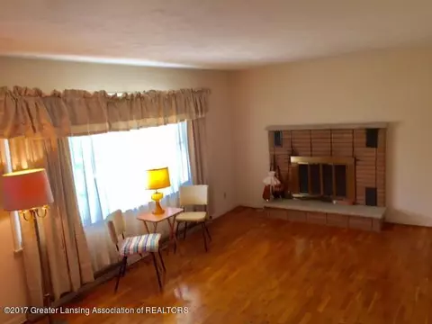 1190 Winding Brook Rd, Dewitt, MI 48820 photo 2