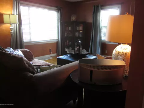 4525 Addison, Lansing, MI 48917 photo 5
