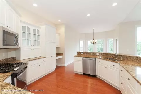 12780 Paradise Dr, Dewitt, MI 48820 photo 5