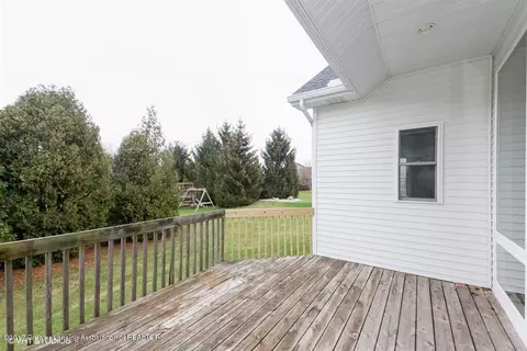 12780 Paradise Dr, Dewitt, MI 48820 photo 24