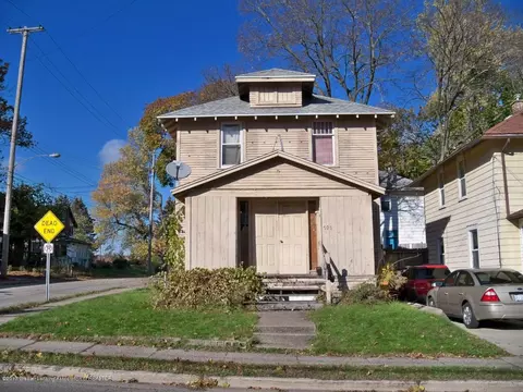701 Baker St, Lansing, MI 48910 photo 1