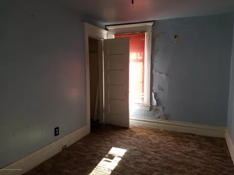 701 Baker St, Lansing, MI 48910 photo 9
