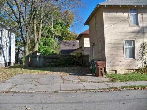 701 Baker St, Lansing, MI 48910 photo 18