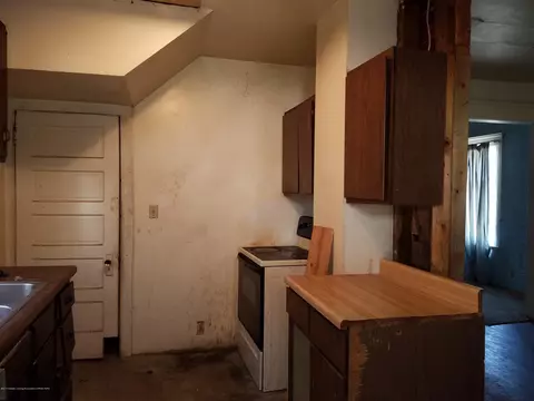 701 Baker St, Lansing, MI 48910 photo 5