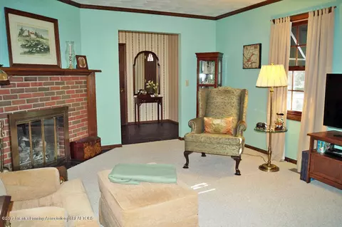 714 Andover Dr, Dewitt, MI 48820 photo 6