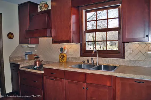714 Andover Dr, Dewitt, MI 48820 photo 12