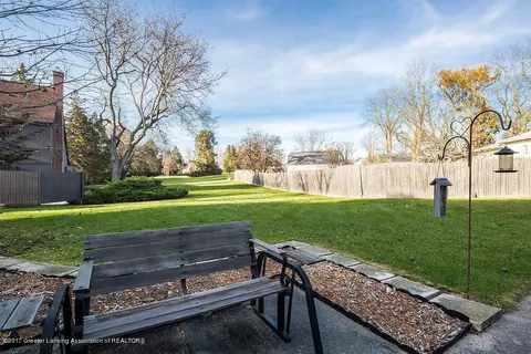 13075 Apple Tree Ln, Dewitt, MI 48820 photo 10