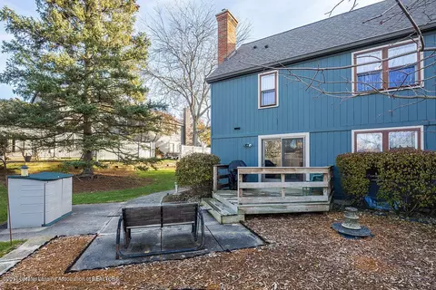 13075 Apple Tree Ln, Dewitt, MI 48820 photo 9
