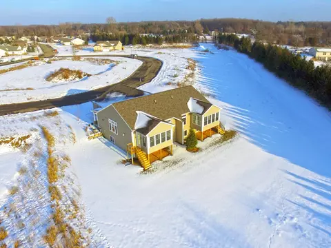5280 E Hawk Hollow Dr, Bath, MI 48808 photo 12