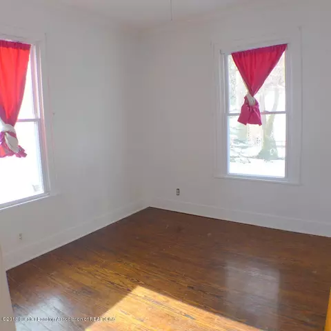 226 E Cherry St, Mason, MI 48854 photo 10
